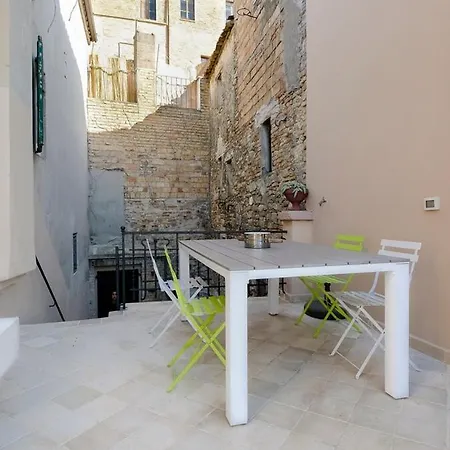 펜션 Terrazze Sul Borgo